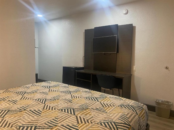 Motel 6-San Bernardino, CA - South image 30